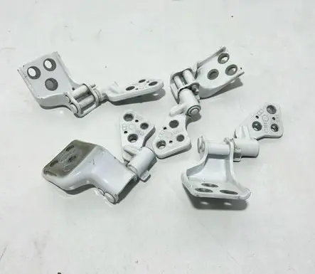 Renault Trafic III (X82) Rear door lower hinge FPW2708