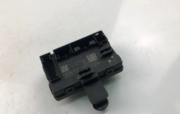 Volkswagen Golf VII Door control unit/module 5Q4959592F
