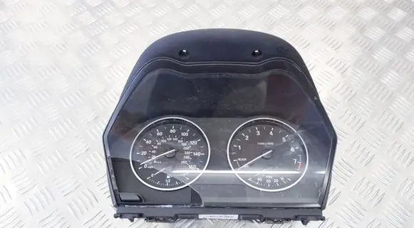 BMW X1 F48 F49 Speedometer (instrument cluster) 9295445