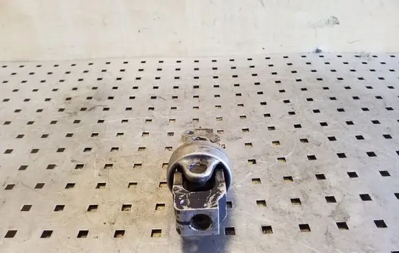 BMW X3 E83 Steering column universal joint