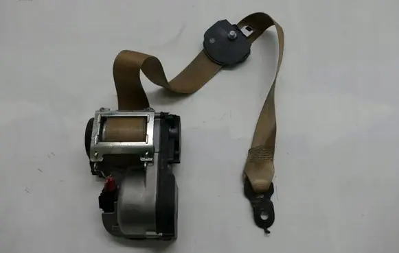 Mercedes-Benz ML W164 Front seatbelt