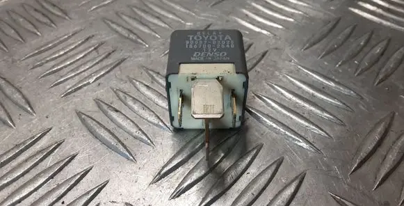 Lexus GS 300 350 430 450H Other relay 9098702025 1567002540