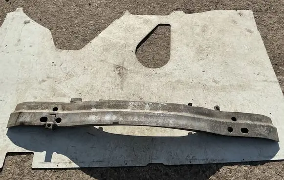 BMW 7 E65 E66 Rear bumper cross member