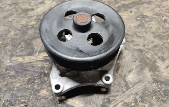 Chevrolet Malibu Water pump 12642753003 545297251