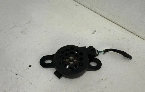 Volkswagen Touran I Parking PDC sensor speaker 8E0919279