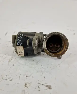 Mercedes-Benz CLA C117 X117 W117 EGR valve A6511401160