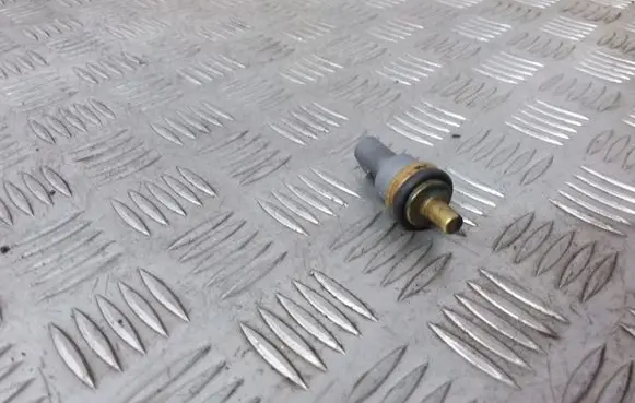 Coolant temperature sensor
