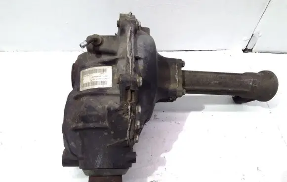 Land Rover Discovery 4 - LR4 Front differential CH223017AC