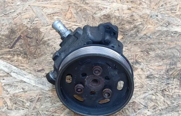 Seat Exeo (3R) Power steering pump 91128 038145255B