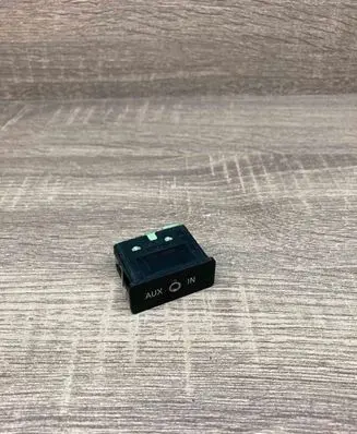 BMW 5 E60 E61 AUX in-socket connector 6986791