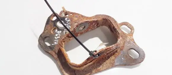 Opel Vectra B Bracket in trunk/boot 