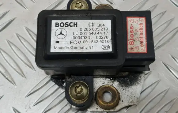 Mercedes-Benz A W168 ESP acceleration yaw rate sensor 0265005219