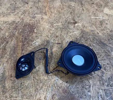 BMW 4 F32 F33 Panel speaker 9368383 8927016802A 61928910