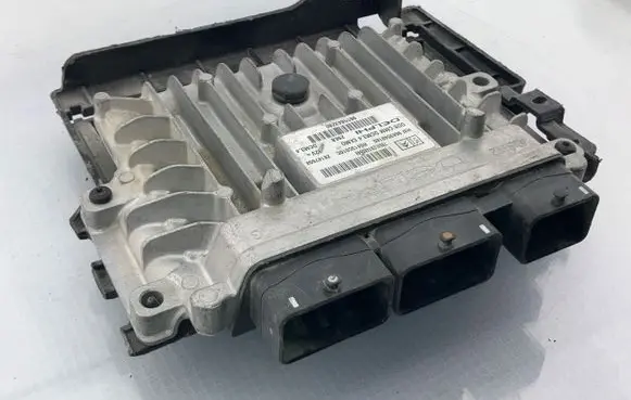 Citroen C5 Engine control unit/module 9665843280 9663548180 R0413C010C