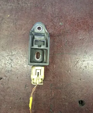 Honda FR-V Airbag deployment crash/impact sensor M0YA0T0CB0W 77930SFEJ110M2