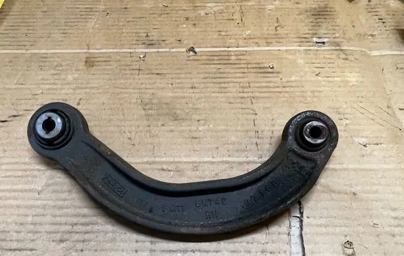 Ford Mondeo MK V Rear control arm G716B5K742 5K742G716B G716B