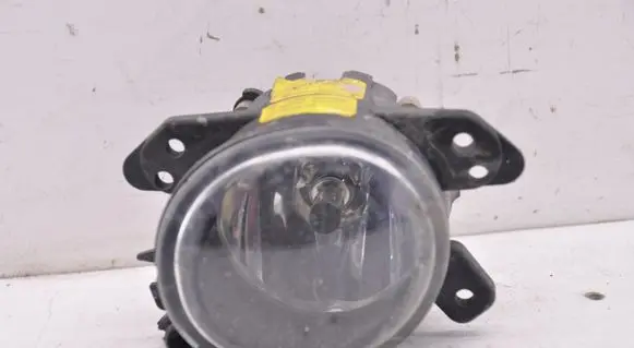 Mercedes-Benz B W245 Front fog light A2518200856