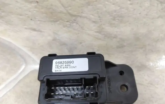 Chevrolet Captiva Other control units/modules 96825990