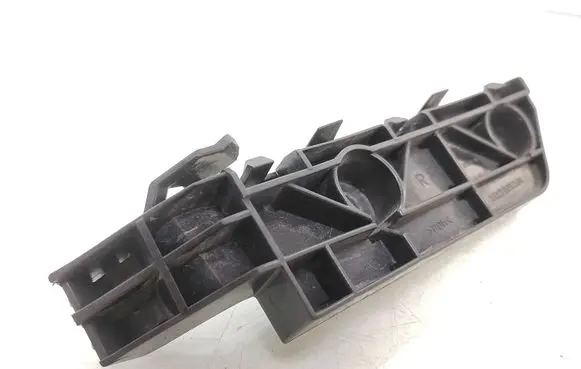 Honda CR-V Fender mounting bracket NF12M5S0