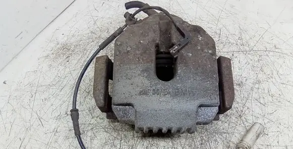 BMW 5 E60 E61 Front brake caliper 6024