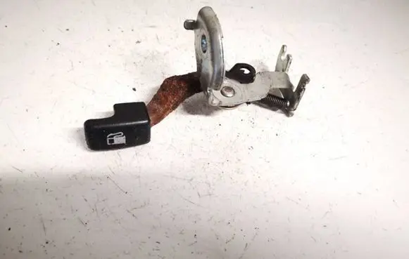Mitsubishi Outlander Fuel tank opening switch 