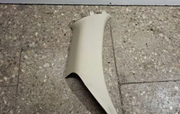 Volvo XC60 (C) pillar trim 30721149