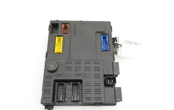 Citroen Berlingo Central body control module 73006212 9642409880