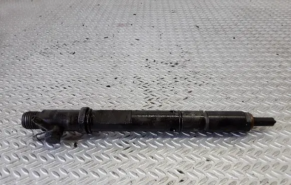 Audi A6 S6 C5 4B Fuel injector 059130201D 0432133805