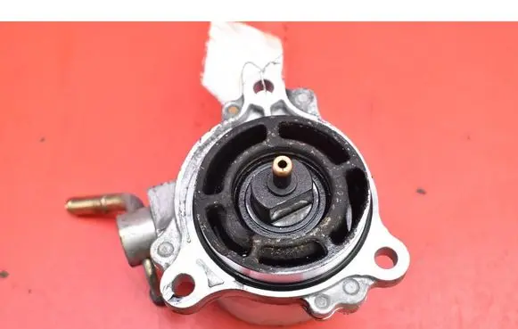 Mazda 6 Vacuum pump A40502