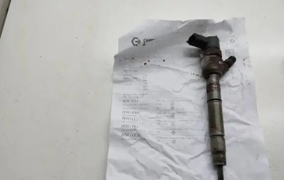 Hyundai ix35 Fuel injector 0445110411