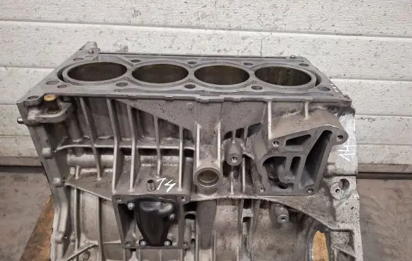 Mercedes-Benz C W203 Engine block 271940