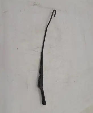Volkswagen PASSAT B5 Front wiper blade arm 3B1955409