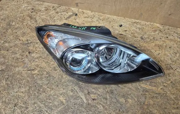 Hyundai i30 Headlight/headlamp
