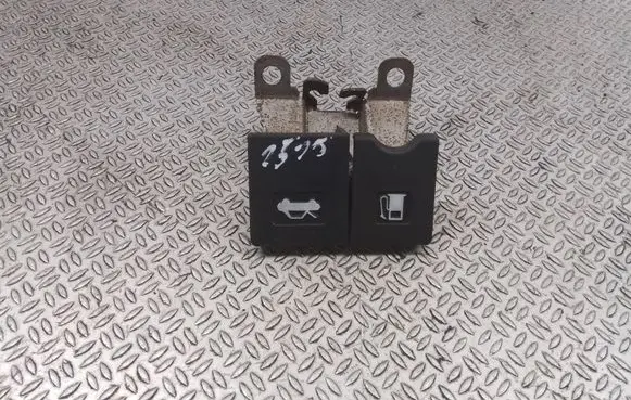 Engine bonnet (hood) release handle