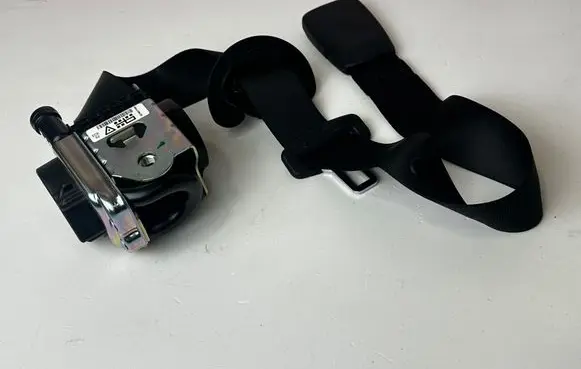 BMW X1 F48 F49 Front seatbelt 0589P10021 7401714 635267200B
