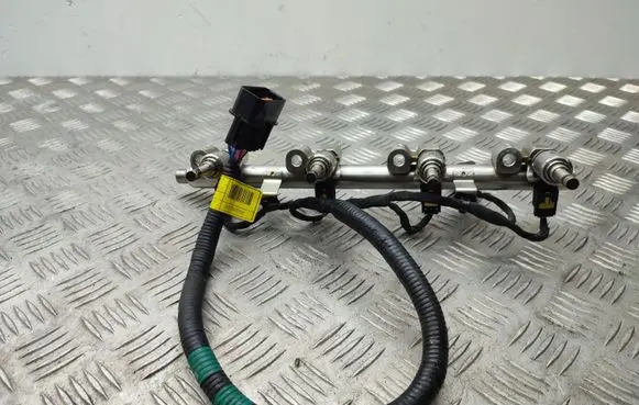 KIA Sportage Fuel injectors set 26303646 353502B380
