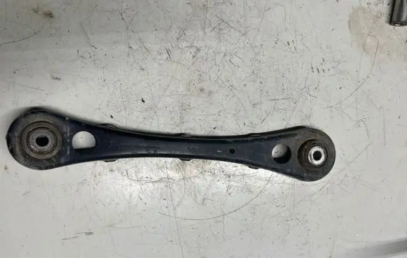 Audi A4 S4 B7 8E 8H Rear upper control arm/wishbone 8E0501529K