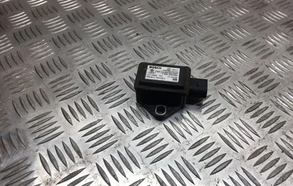 Audi A4 S4 B6 8E 8H ESP acceleration yaw rate sensor 8E0907637A