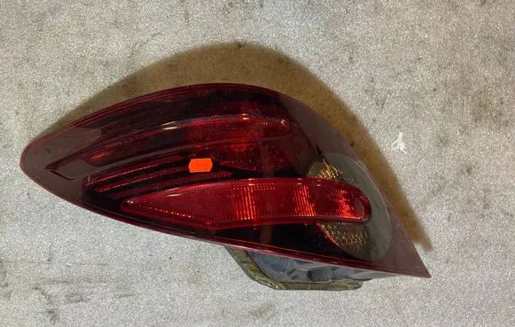 Mercedes-Benz R W251 Rear/tail lights a2518201564 2518201564