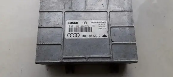 Audi A4 S4 B5 8D Engine control unit/module 8d0907557c 0261203938