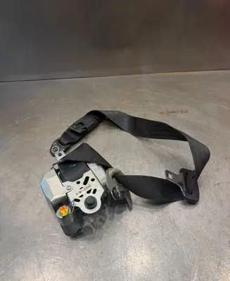 Hyundai i40 Front seatbelt 0589P1000145 888801W600HC 2LH5LH