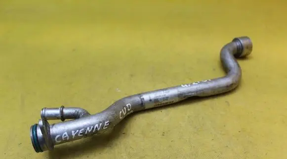 Porsche Cayenne (9PA) Engine coolant pipe/hose