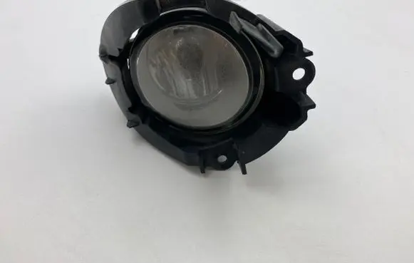 Toyota Avensis T270 Front fog light 89210657