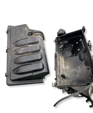 Mercedes-Benz A W169 Air filter box A6400900701 6400900701