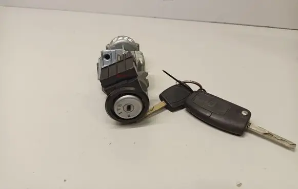 Ford S-MAX Ignition lock 3M513F880AC