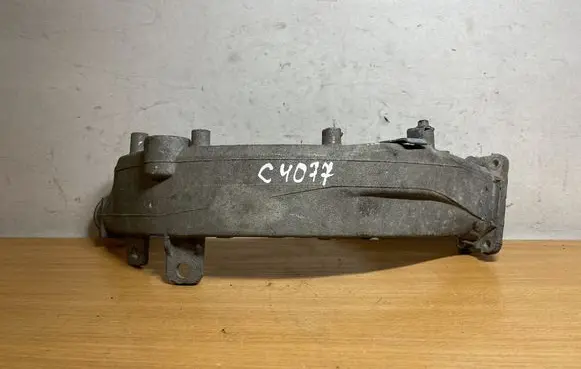 Mercedes-Benz C W203 Intake manifold A6111410204 C4077