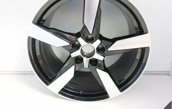 Audi TT TTS RS Mk3 8S R19 alloy rim 8S0601025CL