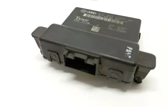Audi A3 S3 8P Gateway control module 1K0907530D 1K0907951