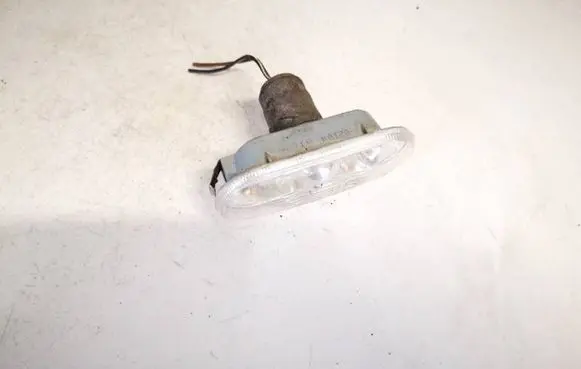 Volkswagen Golf IV Front fender indicator light 1j0949117