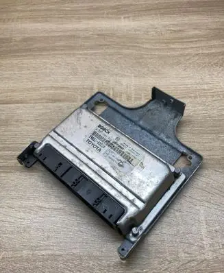 Toyota Yaris Engine control unit/module ECU 896610D210 0261208036